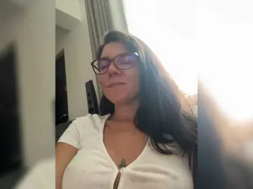Christineswee  live sex cam