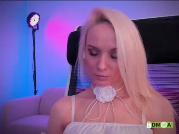 Purple-love  live sex cam