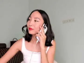 Reisatumi  live sex cam