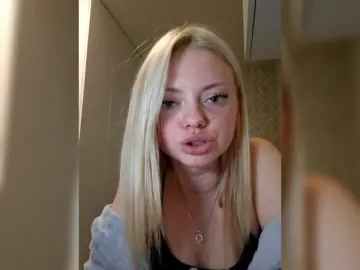 Gargonaa  live sex cam