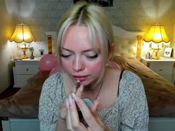 Gargonaa  live sex cam