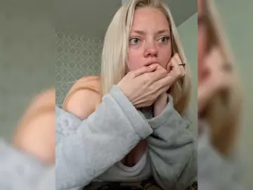 Gargonaa  live sex cam