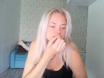 Gargonaa  live sex cam