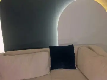JuliaBanks  live sex cam