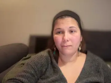 Minettesexy24  live sex cam