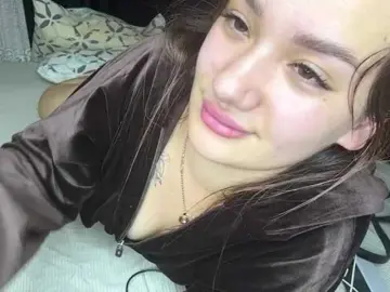 NaSiskiKoplyU  live sex cam