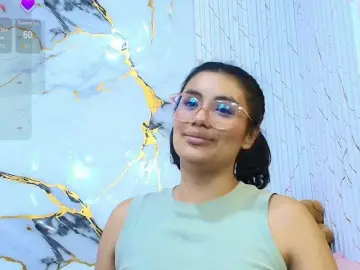 PEACHY-TAY  live sex cam
