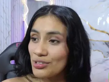 PEACHY-TAY  live sex cam