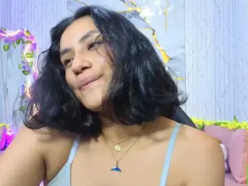 PEACHY-TAY  live sex cam