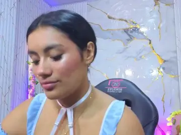 PEACHY-TAY  live sex cam