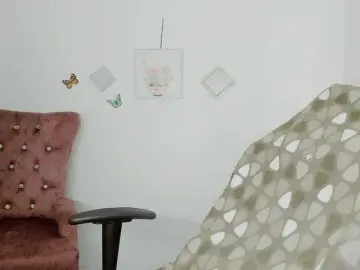 ZooeyBelair  live sex cam