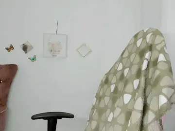 ZooeyBelair  live sex cam