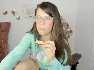 ZooeyBelair  live sex cam