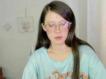 ZooeyBelair  live sex cam