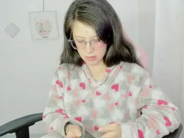 ZooeyBelair  live sex cam