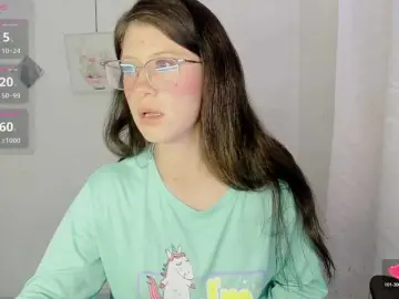 ZooeyBelair  live sex cam