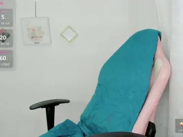ZooeyBelair  live sex cam