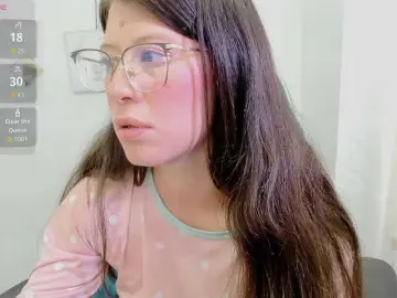ZooeyBelair  live sex cam