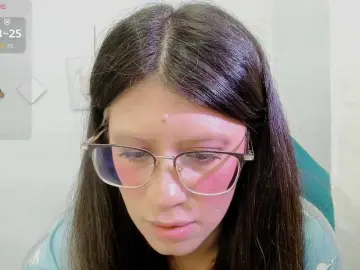 ZooeyBelair  live sex cam