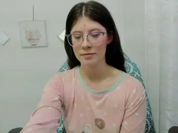 ZooeyBelair  live sex cam