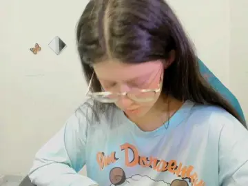 ZooeyBelair  live sex cam