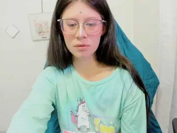 ZooeyBelair  live sex cam