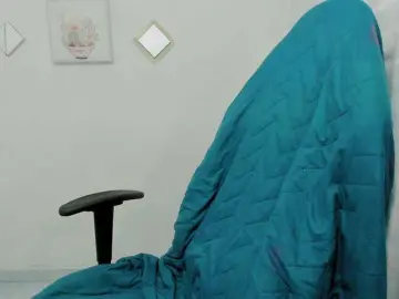 ZooeyBelair  live sex cam