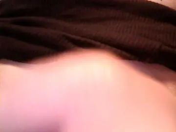 Lovelyshantal  live sex cam