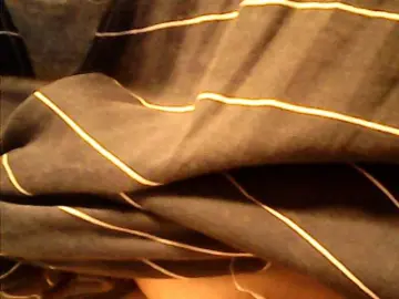 Lovelyshantal  live sex cam