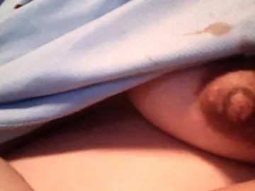 Lovelyshantal  live sex cam