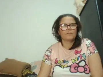 Lucianamaster  live sex cam