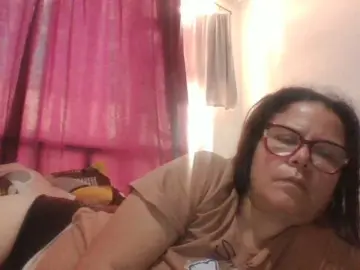 Lucianamaster  live sex cam