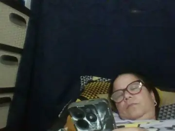 Lucianamaster  live sex cam