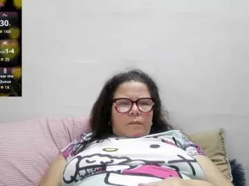 Lucianamaster  live sex cam