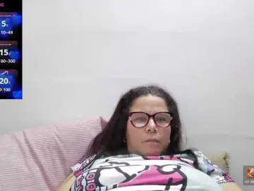 Lucianamaster  live sex cam