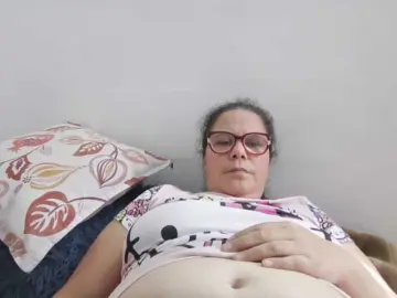 Lucianamaster  live sex cam