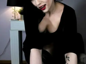 Soft-denise  live sex cam