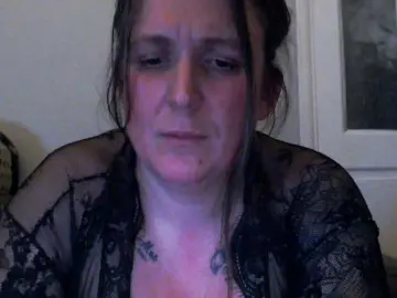 Harleyslut  live sex cam