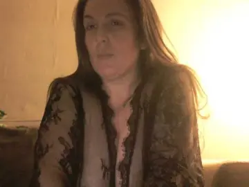 Harleyslut  live sex cam
