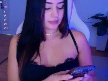 Kathy-Deann  live sex cam
