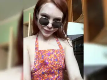 Magic-Alice  live sex cam