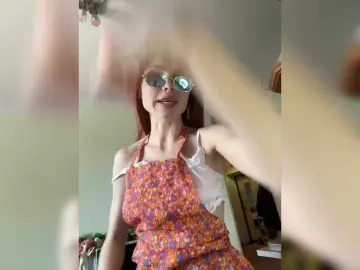 Magic-Alice  live sex cam