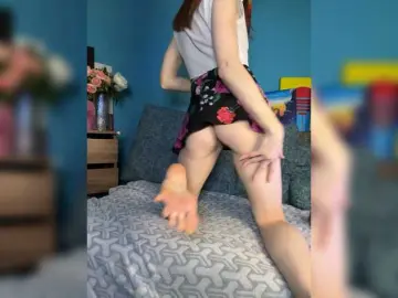 Magic-Alice  live sex cam