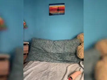 Magic-Alice  live sex cam