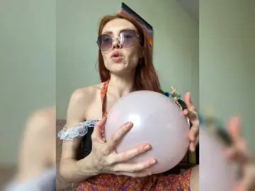 Magic-Alice  live sex cam