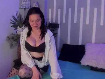 Mila-toro  live sex cam