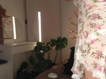 Robin-02  live sex cam