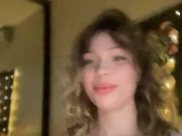 Velvettrapp  live sex cam