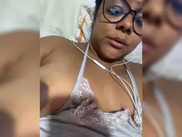 Chelseea-bluey  live sex cam