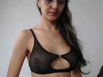 Ke-moll  live sex cam